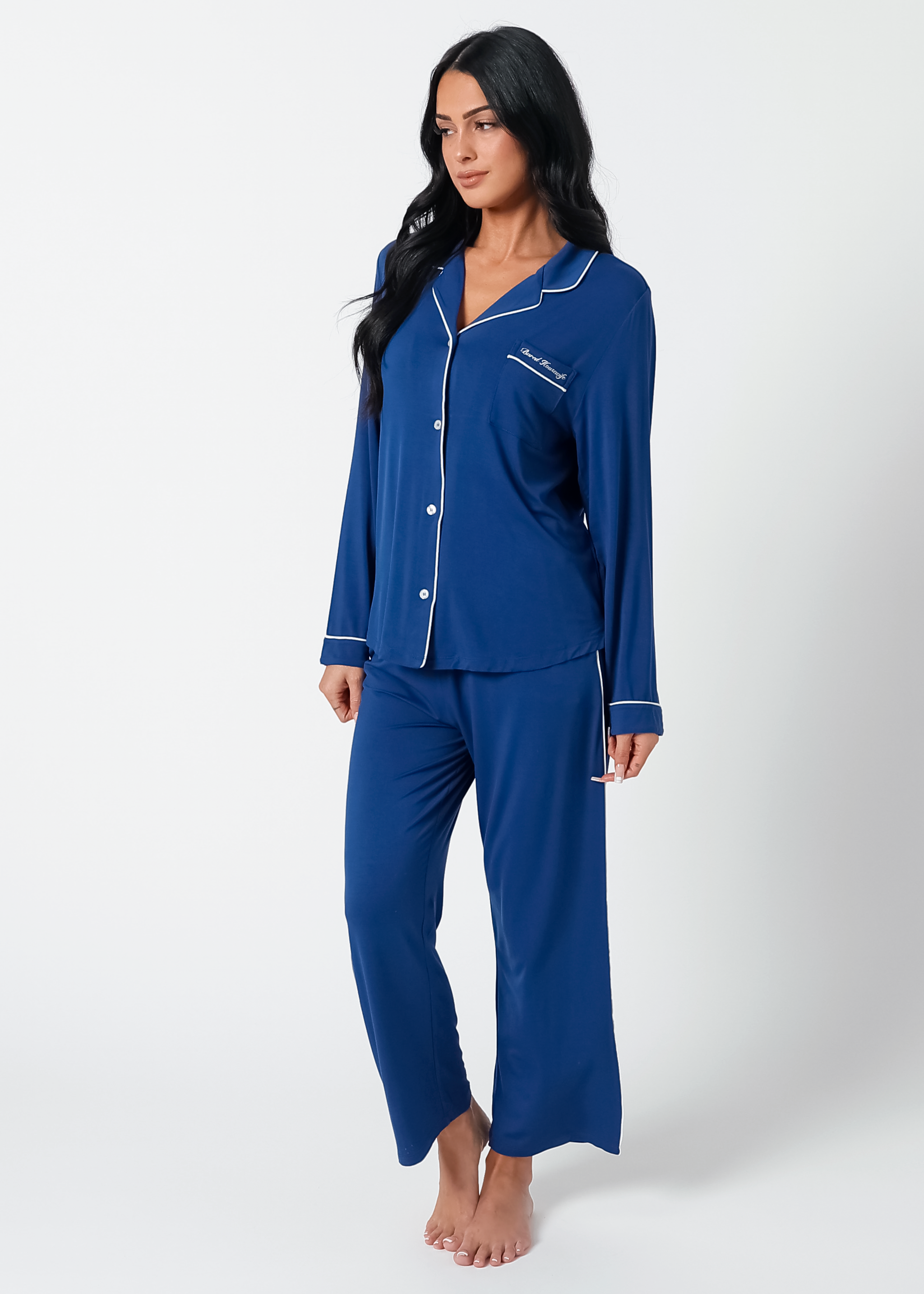 The Bored Housewife Shade Queen